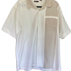 Centro men”s button up shirt  size Large